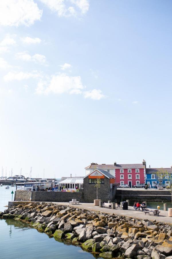 John Lewis Apartment Aberaeron Exterior foto