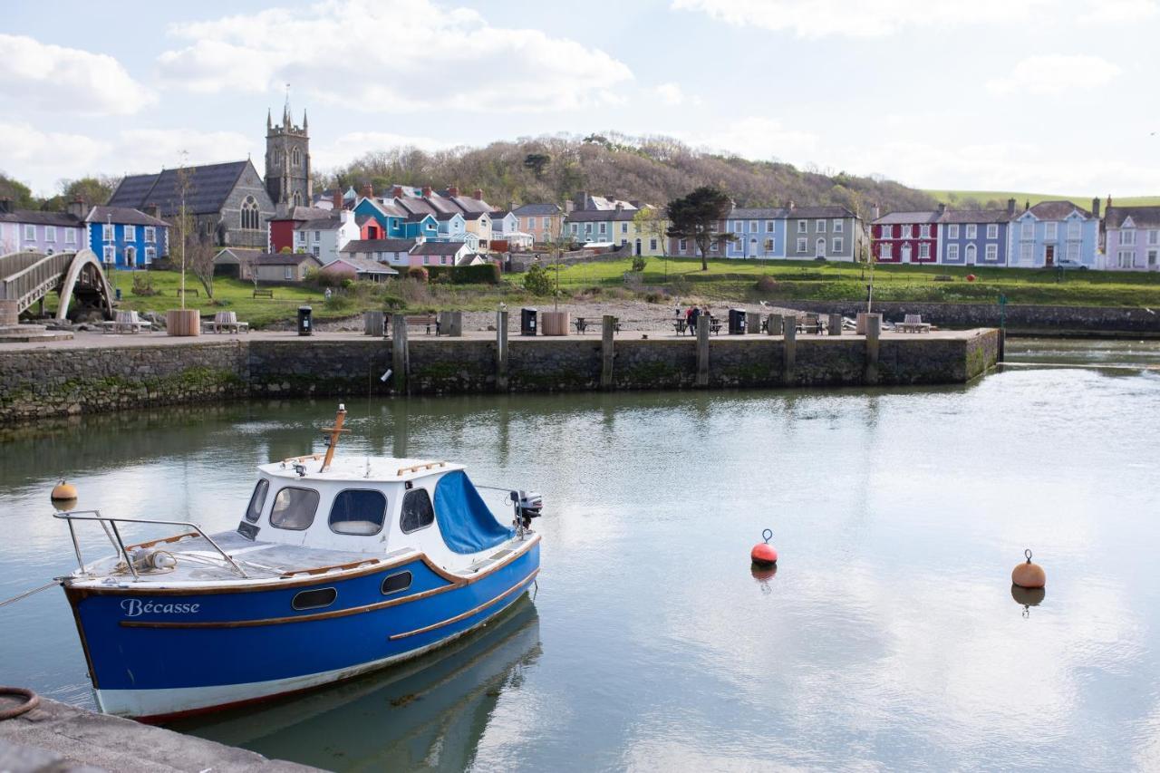 John Lewis Apartment Aberaeron Exterior foto